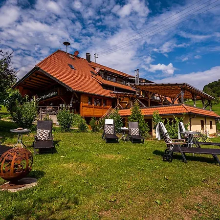 Gaestehaus Holzer Kreuz- Gaestezimmer Margerite Fuer 2 Personen Inkl Landfruehstueck Frohnd